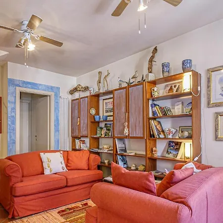 Appartement Beautiful In Casteldimezzo Castel di Mezzo